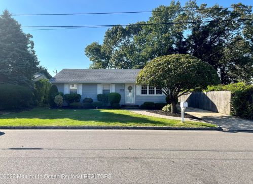 1307 Sunrise Ave, Point Pleasant Beach, NJ 08742-4278