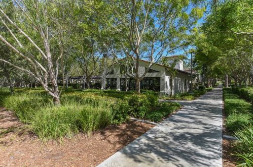 15 Tall Oak, Irvine CA  92603-4213 exterior