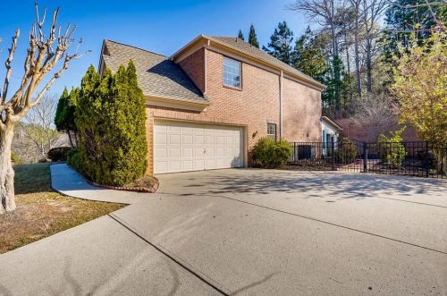 5155 Harbury Ln, Suwanee, GA 30024-7540