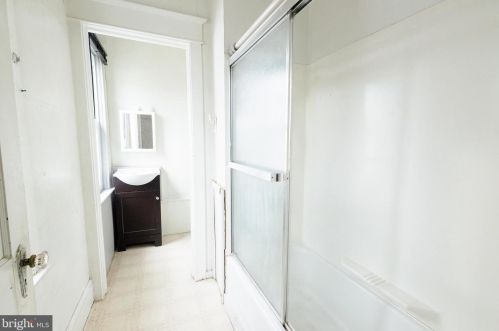 841 Lalor St, Trenton NJ  08610-6556 exterior