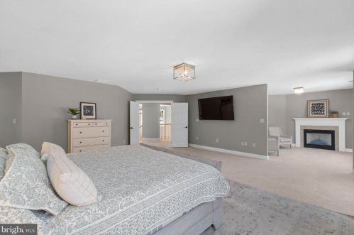 944 Old County Rd, Severna Park MD 21146-4817 exterior