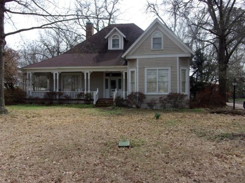 414 College St, Sulphur Springs TX  75482-3123 exterior