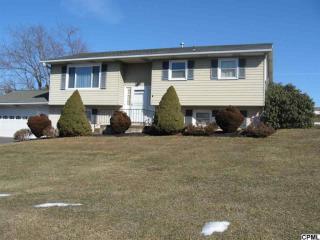26 Riverview Dr, Hbg Inter Airp, PA 17057-3433