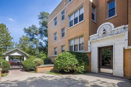 3127 Palmer Blvd, Chicago, IL 60647-2885