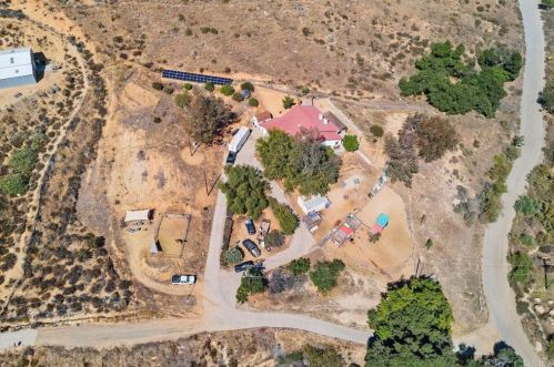 32375 Lost Rd, Wildomar, CA 92595-8296