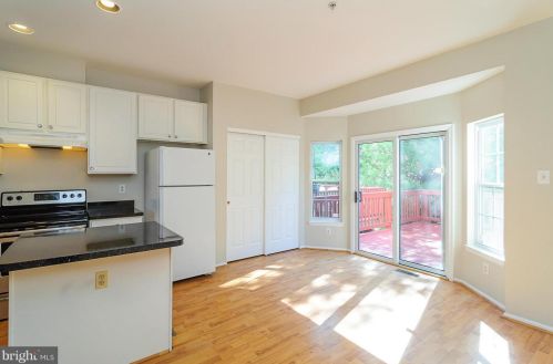 8459 Gold Sunset Way, Columbia MD  21045-7407 exterior