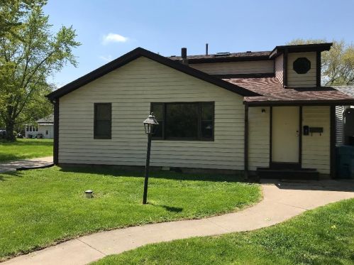 1588 Faithorn Ave, Crete, IL 60417-3228