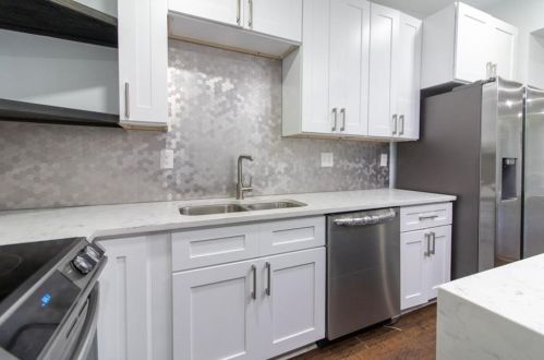 2278 Drew Vly Rd, Atlanta GA  30319-3977 exterior
