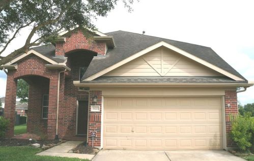 26203 Christen Canyon Ln, Richmond TX  77406-5464 exterior