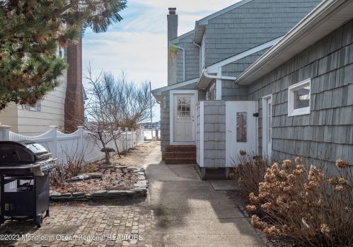 187 Pershing Blvd, Lavallette, NJ 08735-2836