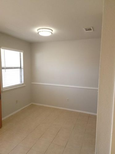 1106 Suburban St, Cedar Hill TX  75104-3255 exterior