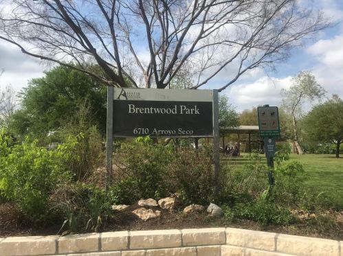 6819 Arroyo Seco, Austin TX  78756-1305 exterior