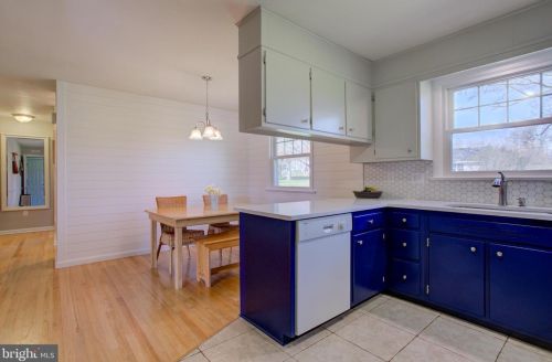 1853 Rockvale Rd, Lancaster PA  17602-1315 exterior