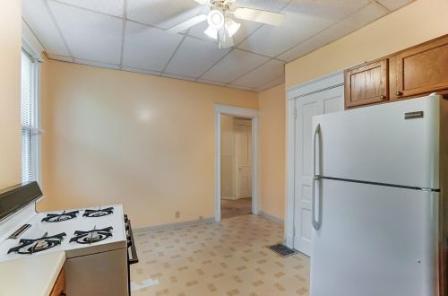 811 Academy Ave, Cincinnati OH  45205-1623 exterior