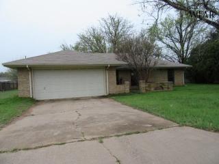 1302 Danberry St, Burkburnett, TX 76354-3124