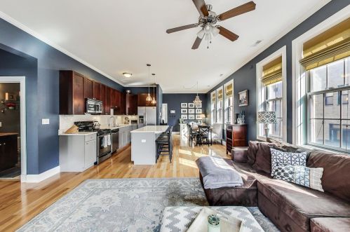 2108 California Ave, Chicago, IL 60647-8269