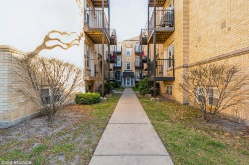 6341 Washtenaw Ave, Chicago, IL 60629-1613