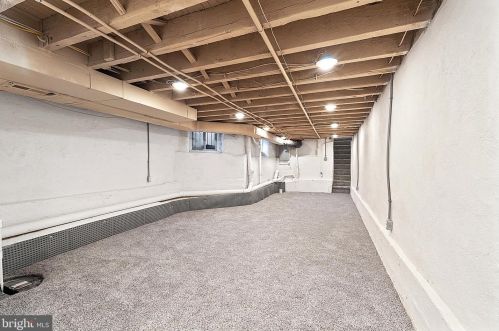 609 61 St, Philadelphia PA 19142-3402 exterior