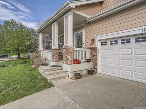 21738 Mansfield Pl, Aurora CO  80018-3058 exterior