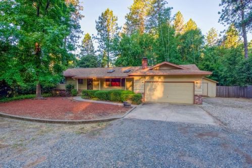 726 Edwards Ln, Paradise, CA 95969-3130