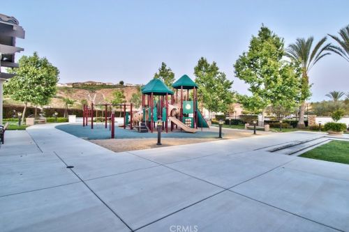 16849 Ridge Cliff Dr, Riverside CA  92503-0251 exterior