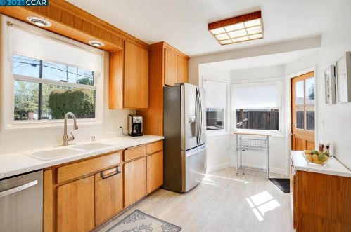 1399 Grv Way, Concord CA  94518-1208 exterior