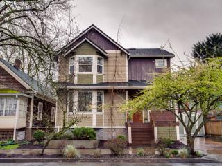 2926 21st Ave, Portland OR  97202-2241 exterior