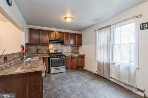 332 Clinton Ave, Trenton NJ  08638-5123 exterior