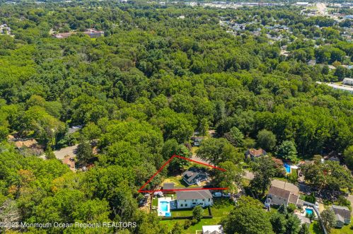 69 Byrnes Ln, Tinton Falls NJ  07724-1507 exterior