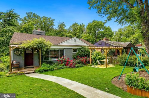 8412 Barron St, Silver Spring MD 20912-7247 exterior