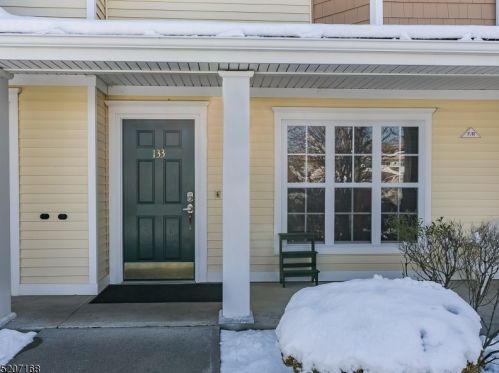 133 Old Farm Dr, Great Meadows, NJ 07838-6000