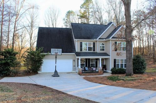 84 Thrasher Ln, Jefferson, GA 30549-7260