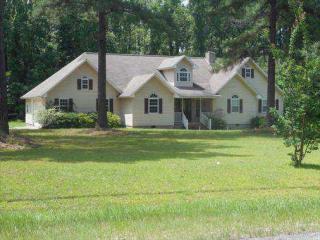818 Little John Rd, Dublin, GA 31021-0605