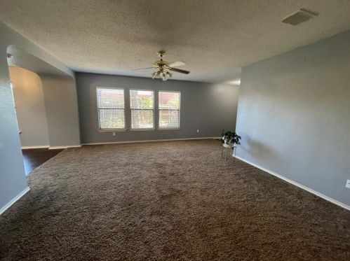 309 Sandlewood Ln, Cedar Hill TX  75104-2919 exterior