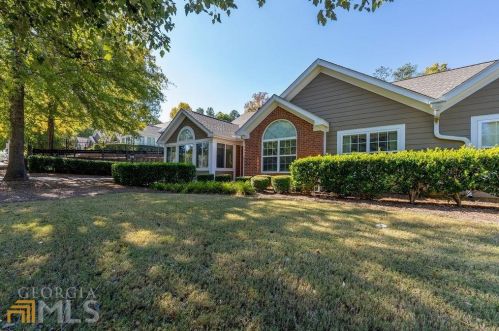 2737 Vintage Reserve Ln, Marietta, GA 30066-3352