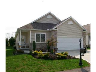7103 Harvest Moon Dr, Erie, PA 16509-8227