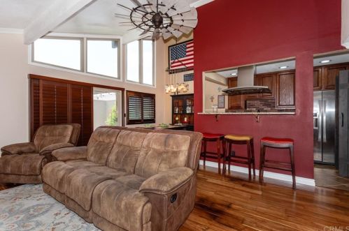 433 Los Arbolitos Blvd, Oceanside, CA 92058-1529