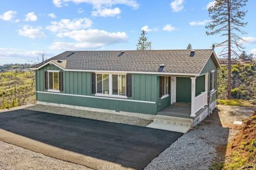 5511 Garden View Ln, Paradise, CA 95969-5209