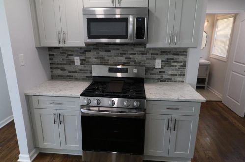 813 Mercury Dr, Atlanta GA  30331-0033 exterior