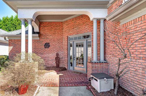100 Wexford Ct, Stockbridge GA  30281-6307 exterior