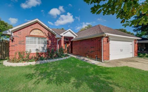 959 Heathfield Dr, Channelview, TX 77530-2320