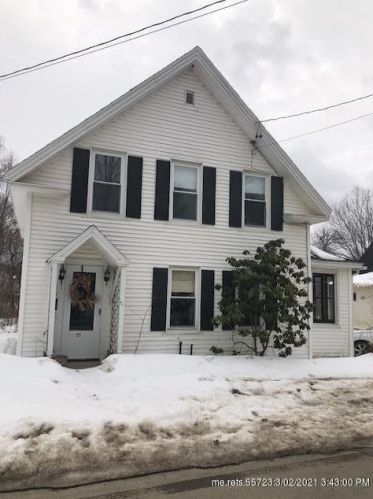 25 Hillside Rd, Orono, ME 04473-4462