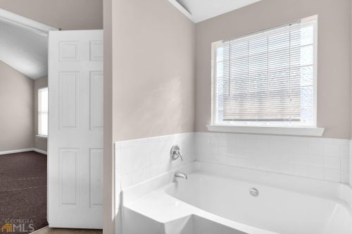 1590 Danube Ct, Atlanta GA  30349-5436 exterior
