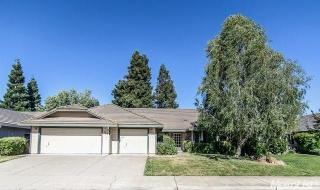 985 1st St, Galt, CA 95632-2155