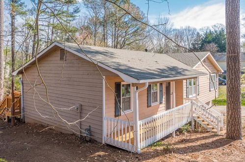 115 Victoria Sta, Holly Springs GA  30189-1468 exterior