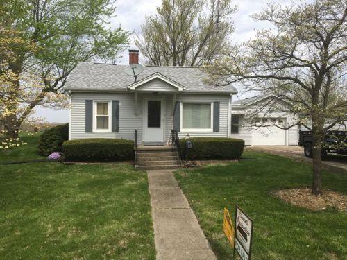 501 Wyatt St, Rees, IL 62638-5178