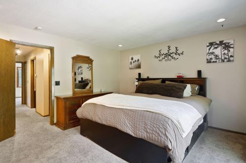 113 Hidden Meadow Rd, Saint Paul MN  55124-9743 exterior