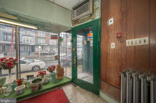 437 52nd St, Philadelphia, PA 19139-1596