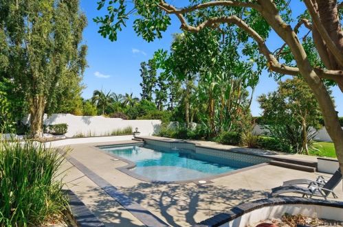 780 25th St, Upland CA  91784-1109 exterior