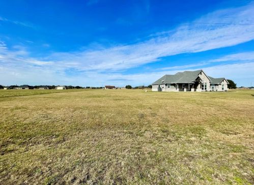 814 Angus Trl, Angleton TX 77515-9833 exterior